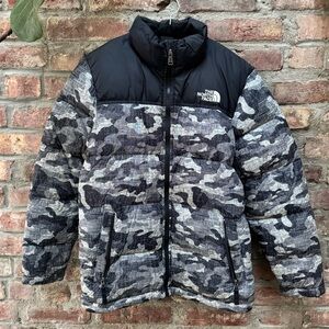 North face nuptse 700 coat jacket down feathers nylon puffer boys kids camo
